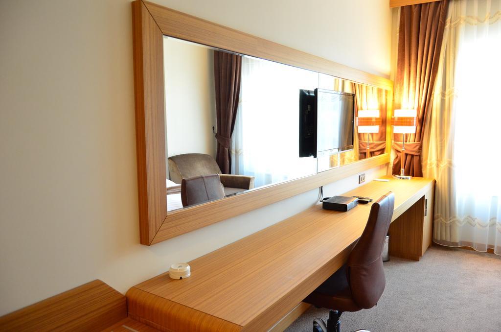Hotel Duzce Surur Номер фото
